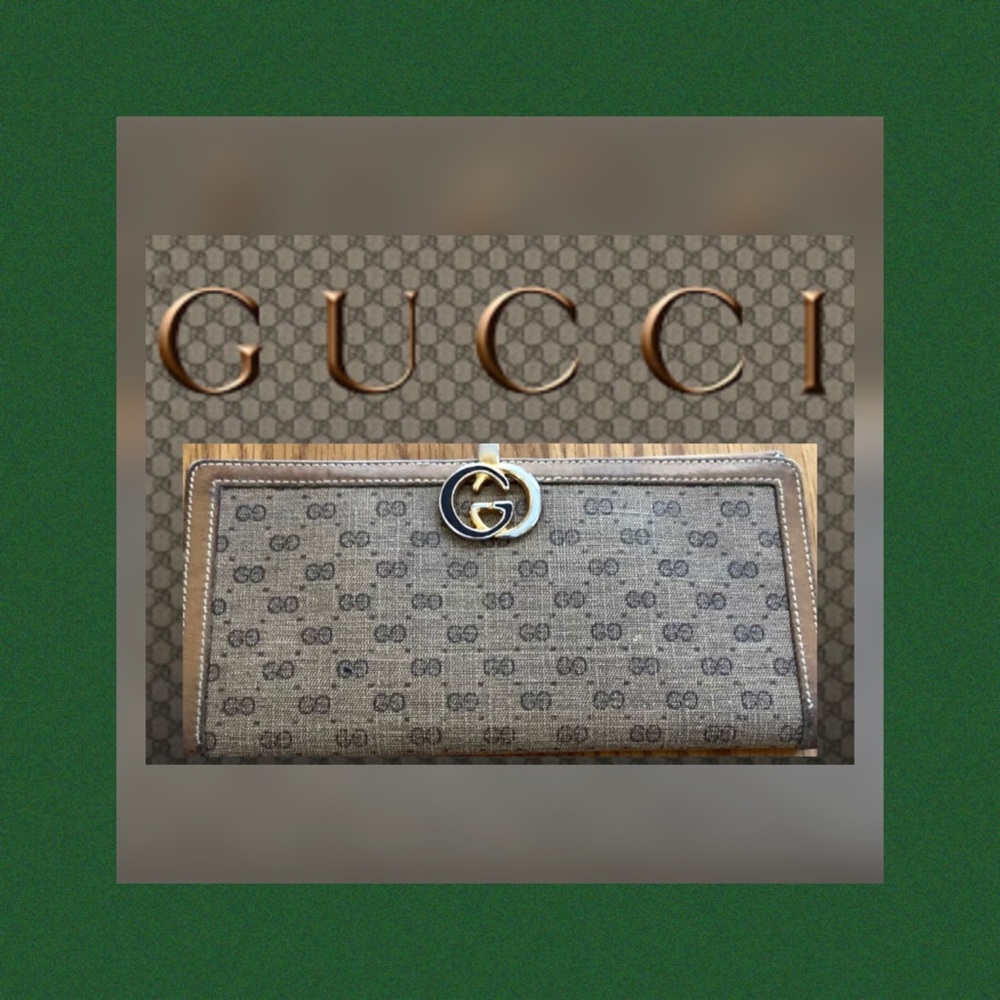 GUCCI Vintage Micro GG Wallet tan